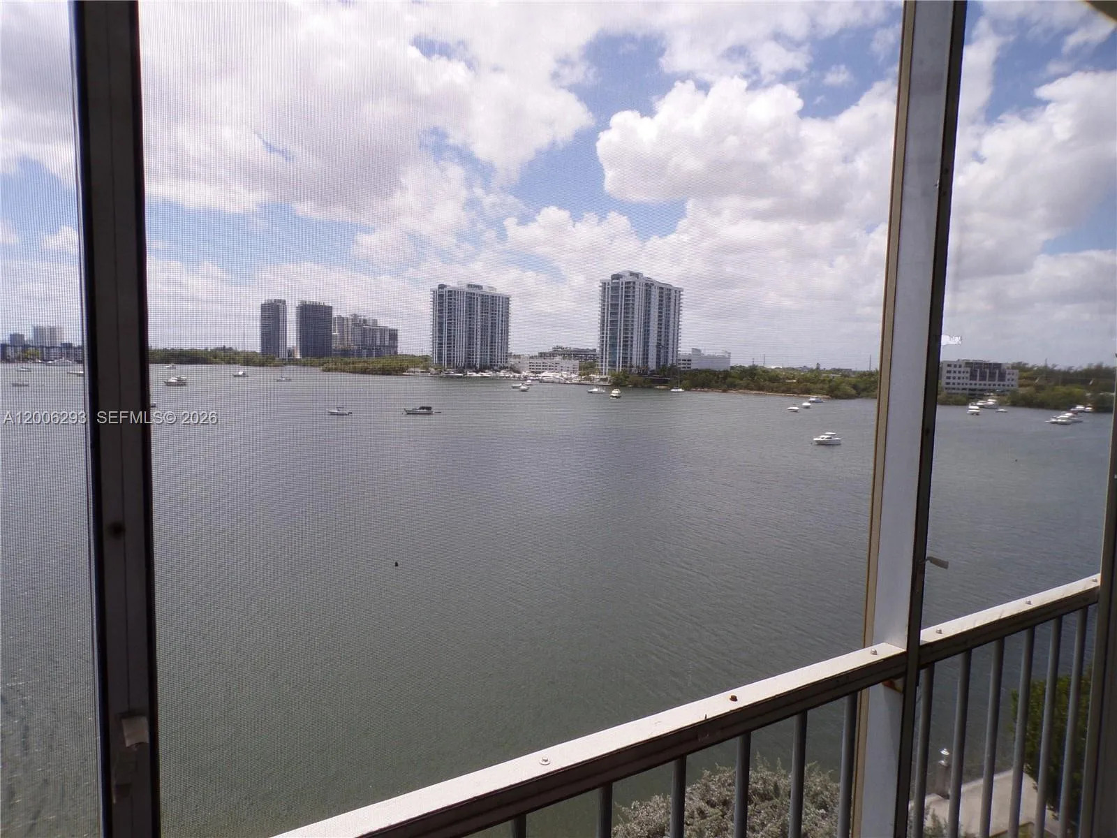 3000 Marcos Dr # P609, Aventura, FL 33160 photo 4