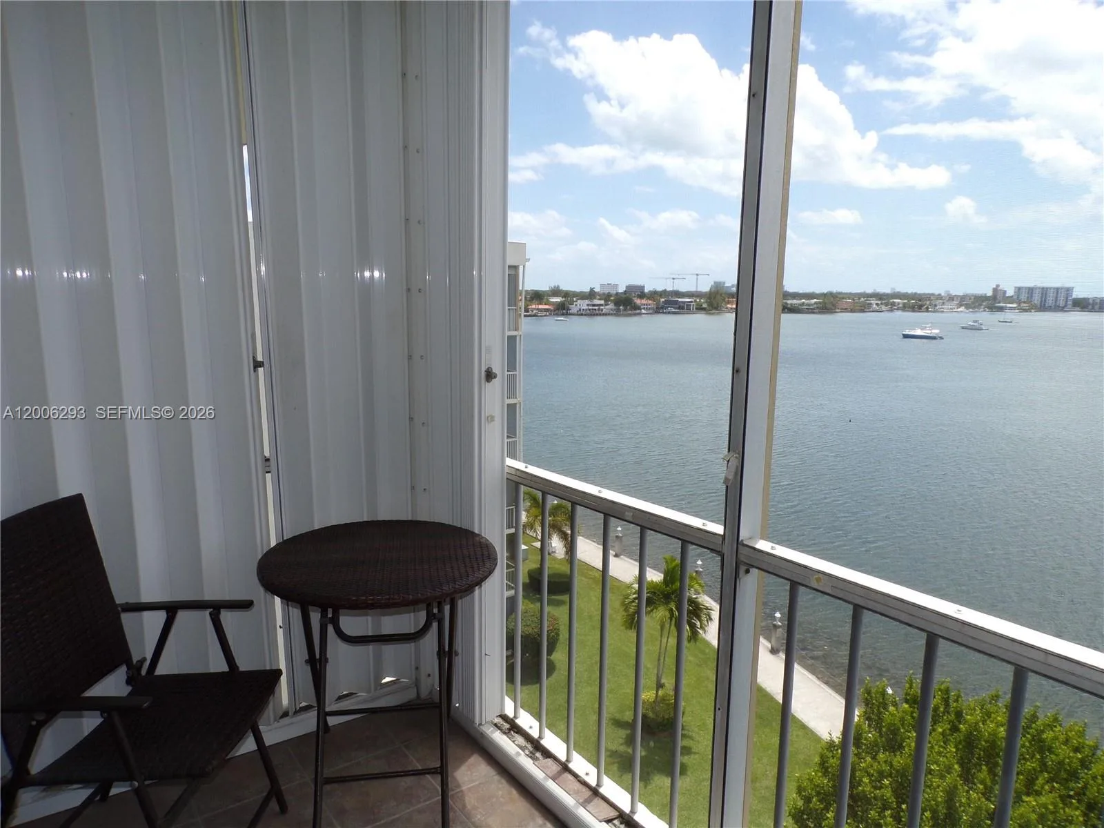 3000 Marcos Dr # P609, Aventura, FL 33160 photo 5