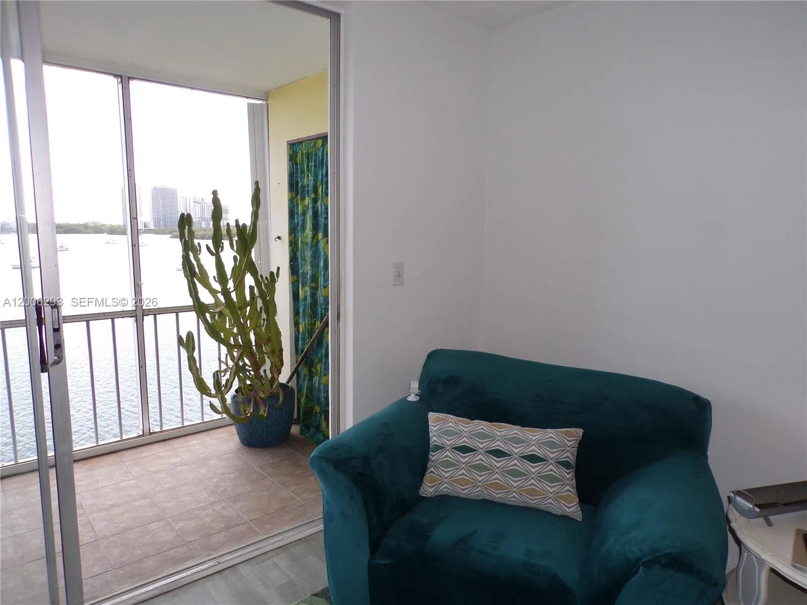 3000 Marcos Dr # P609, Aventura, FL 33160 photo 9