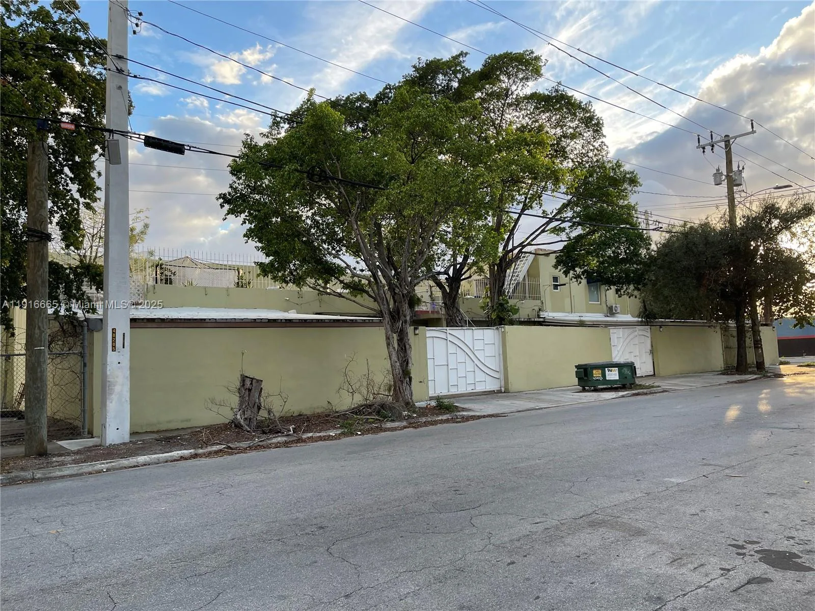 2299 NW 25th Ave, Miami, FL 33142 photo 3