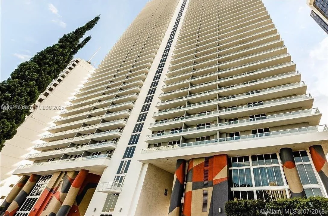 50 BISCAYNE BLVD # 1703, Miami, FL 33132