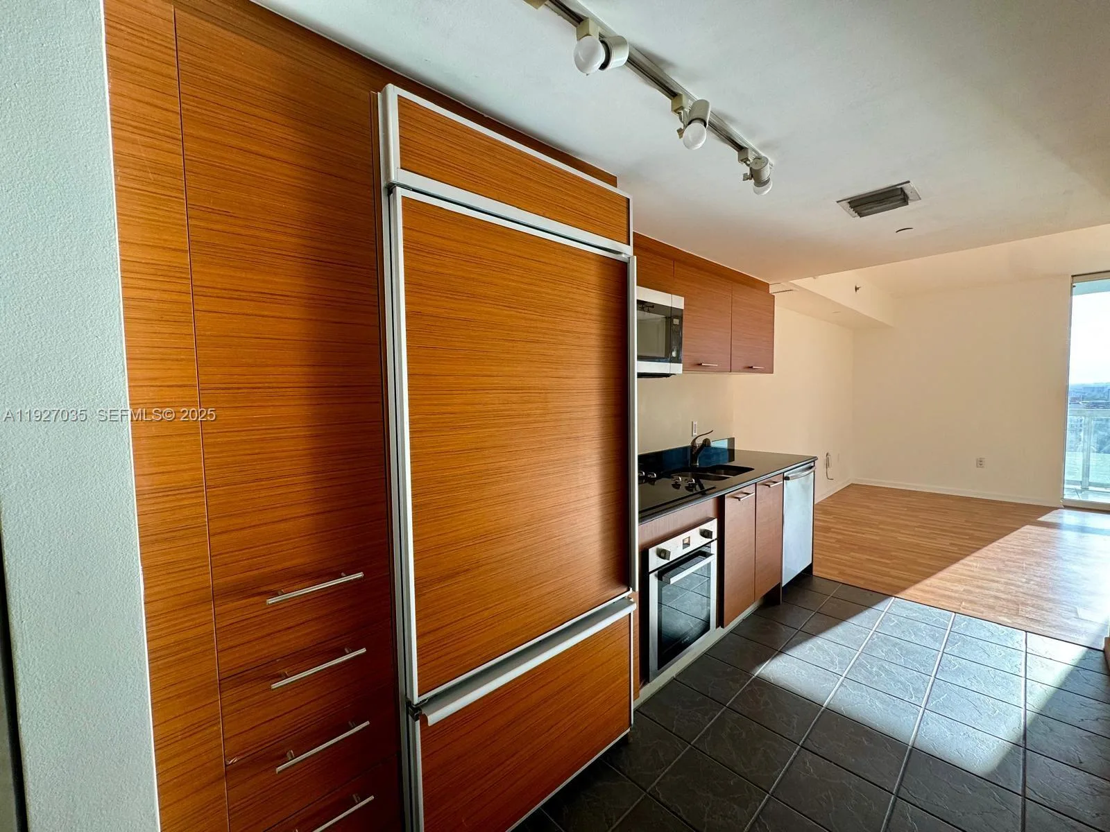 50 BISCAYNE BLVD # 1703, Miami, FL 33132 photo 11