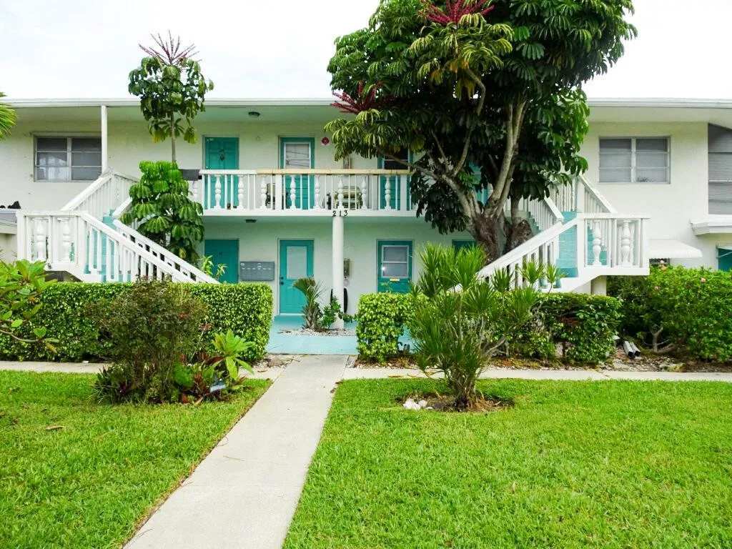 213 SE 3rd Avenue # 2a, Boynton Beach, FL 33435