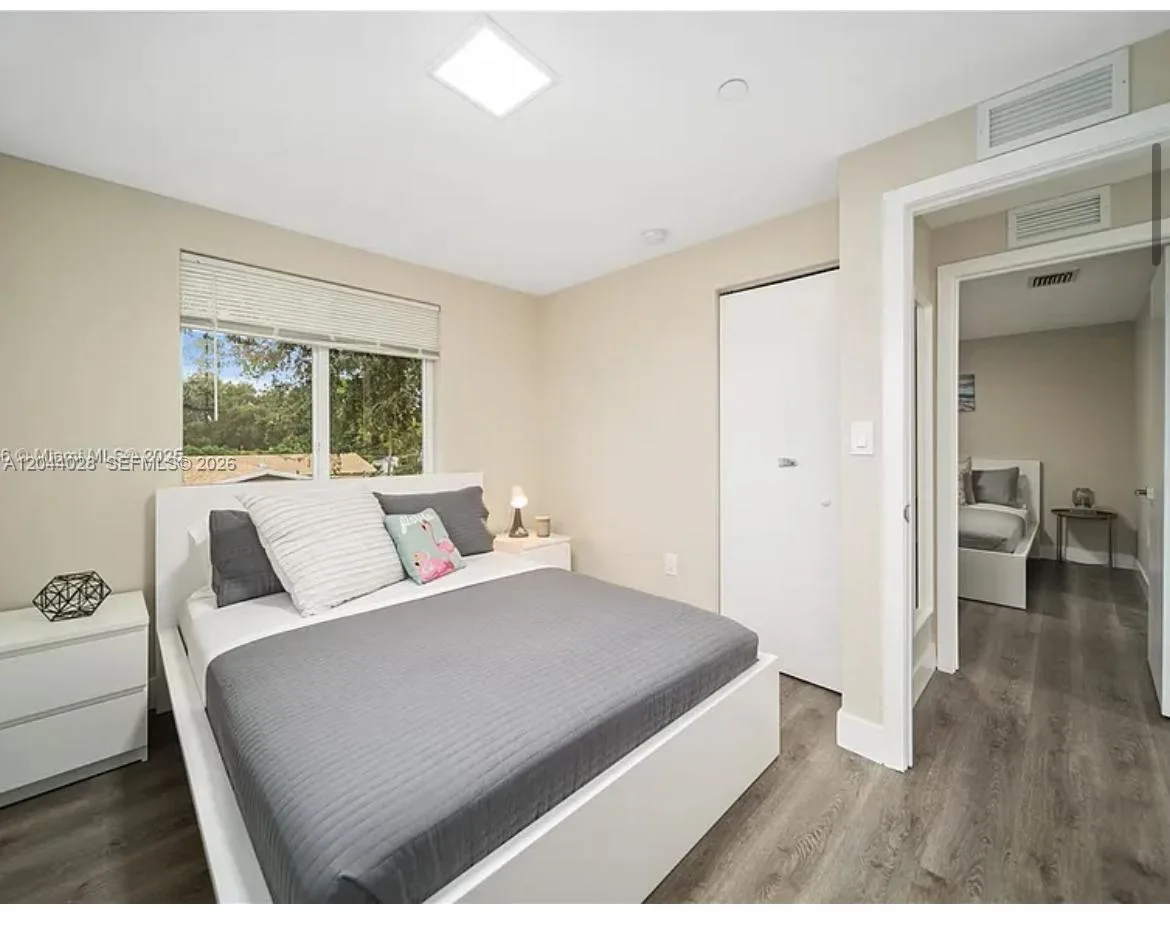2311 Scott St # 2, Hollywood, FL 33020 photo 4