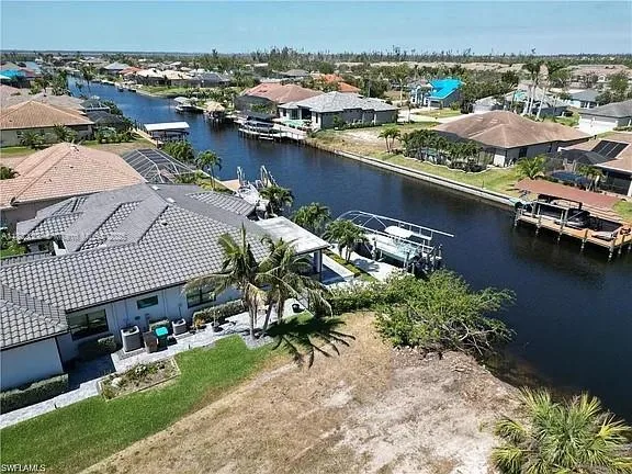 2527 SW 25TH TER, Cape Coral, FL 33914 photo 2