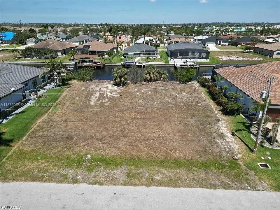 2527 SW 25TH TER, Cape Coral, FL 33914 photo 3