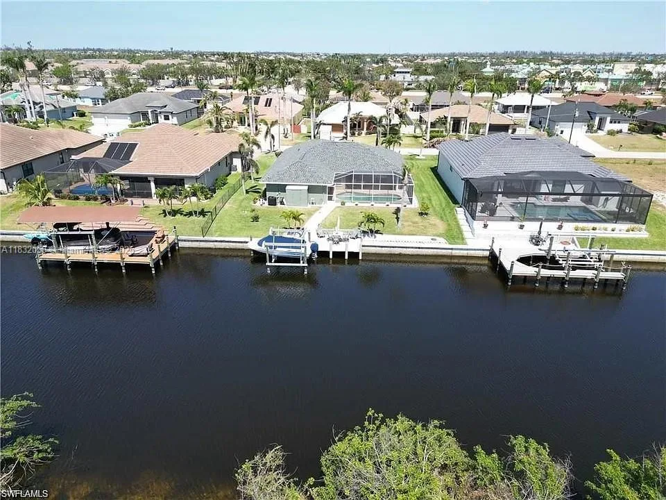 2527 SW 25TH TER, Cape Coral, FL 33914 photo 6