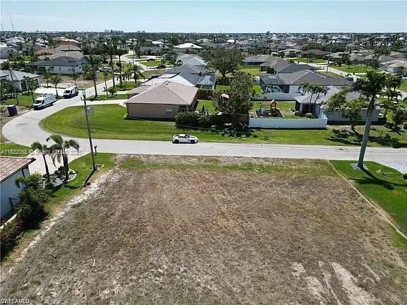 2527 SW 25TH TER, Cape Coral, FL 33914 photo 7