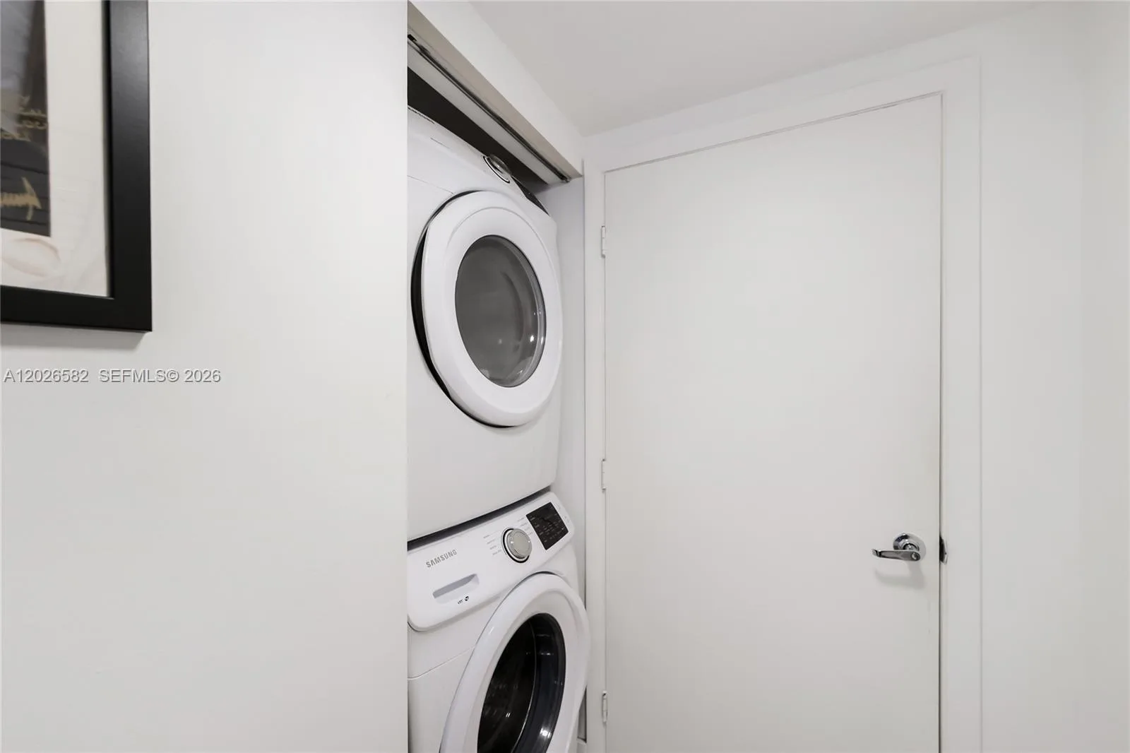 41 SE 5th St # 1303, Miami, FL 33131 photo 12