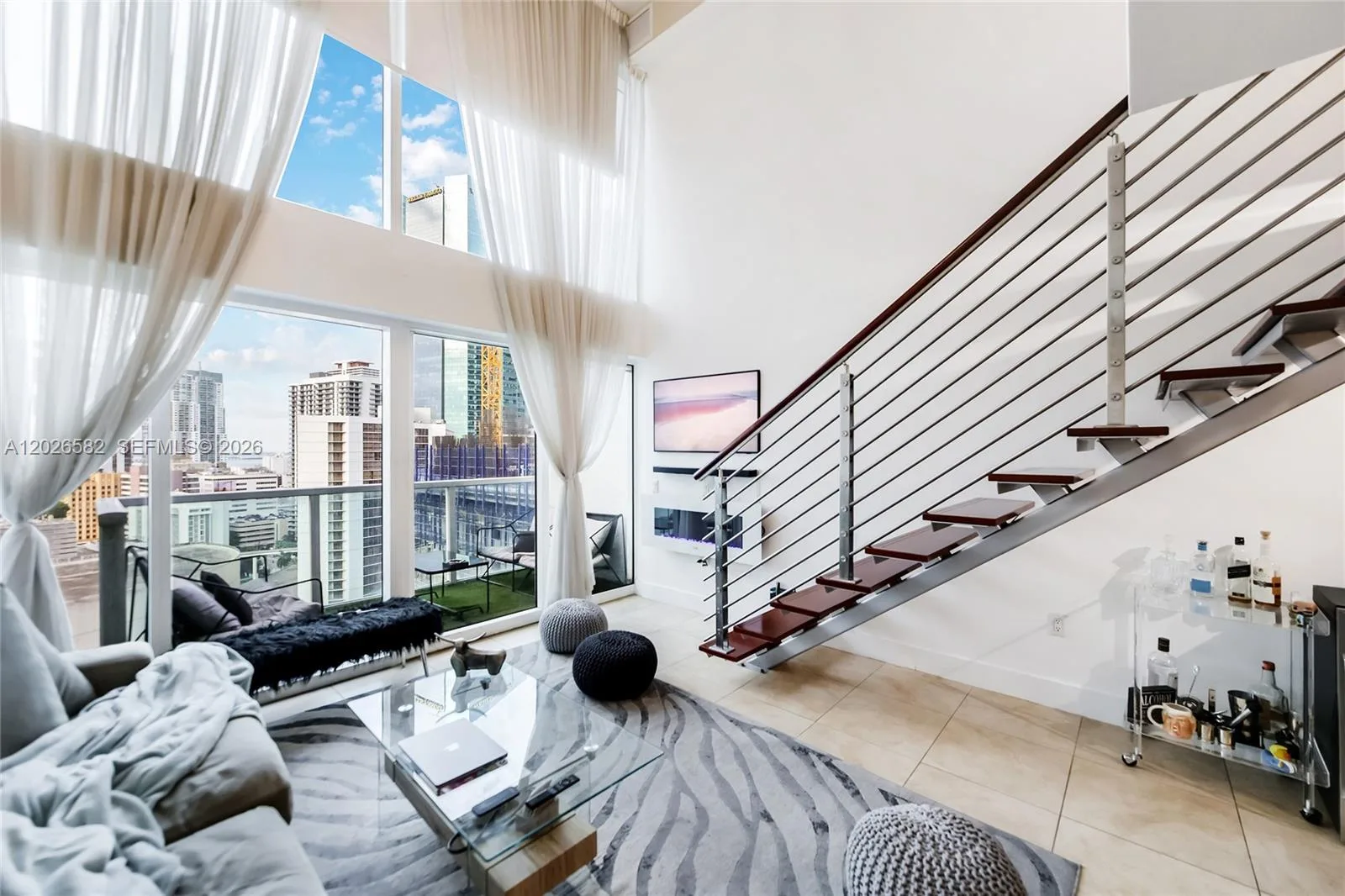 41 SE 5th St # 1303, Miami, FL 33131 photo 4