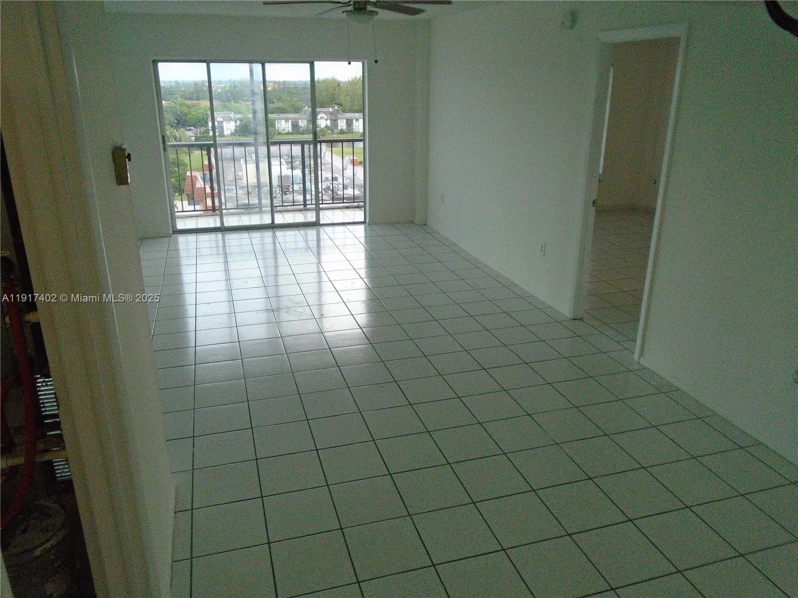 4174 Inverrary Dr # 1004, Lauderhill, FL 33319 photo 7