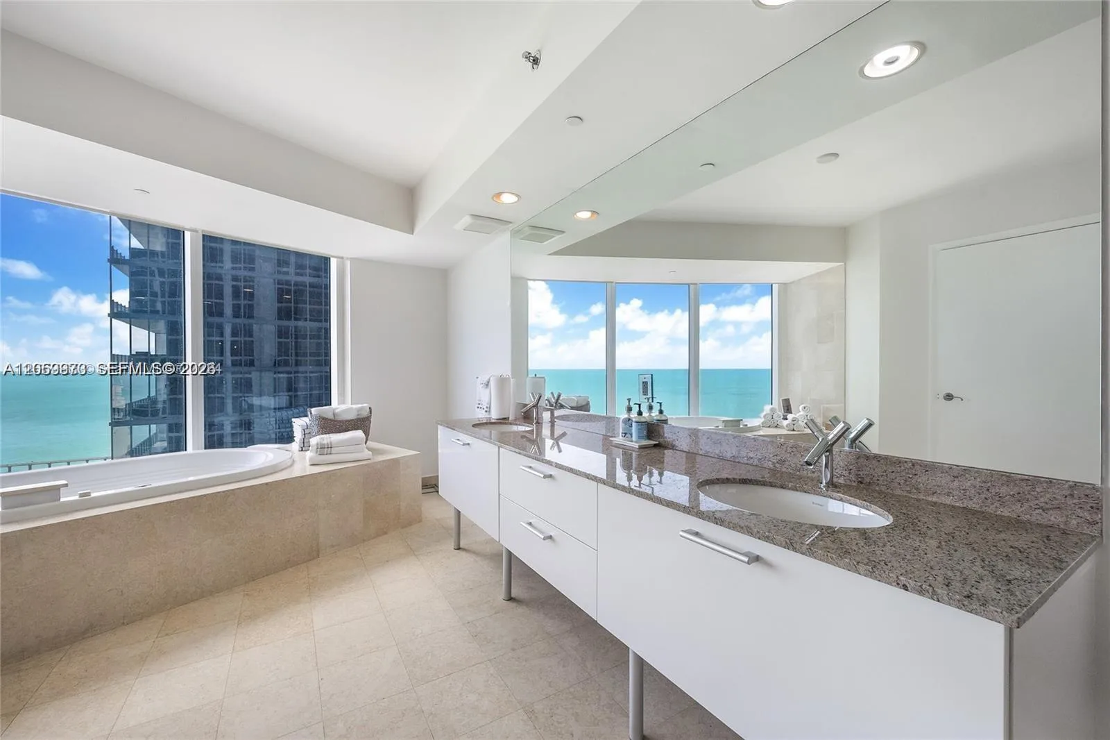 17201 Collins Ave # 3501, Sunny Isles Beach, FL 33160 photo 13