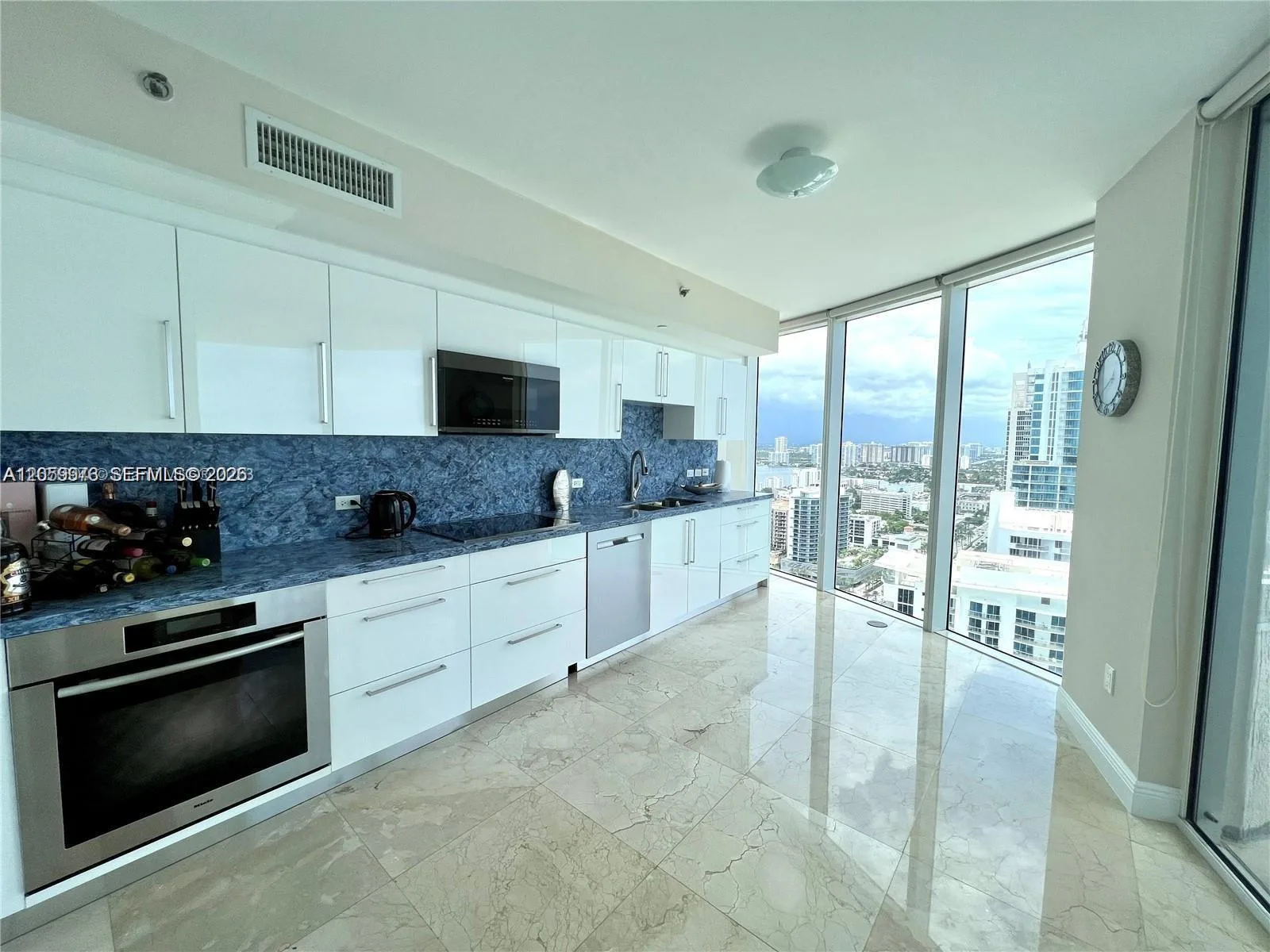 17201 Collins Ave # 3501, Sunny Isles Beach, FL 33160 photo 6