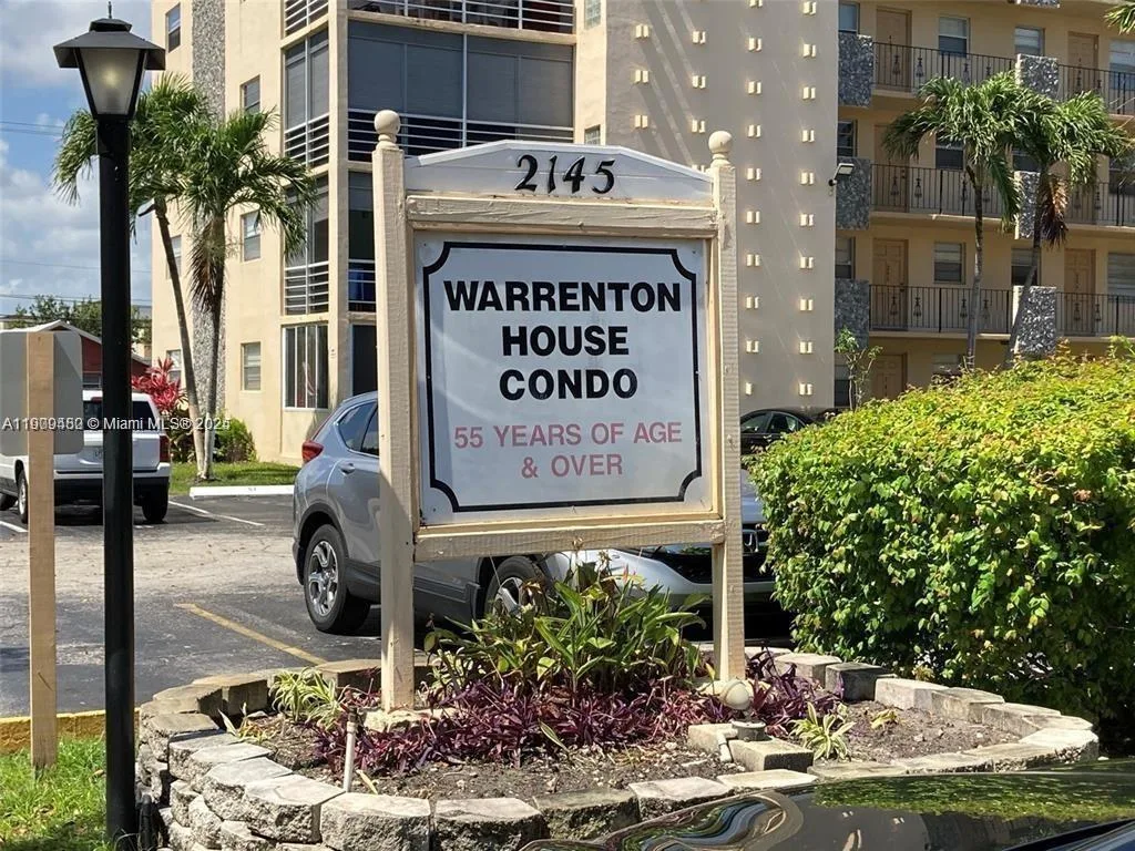 2145 Pierce St # 205, Hollywood, FL 33020 photo 2
