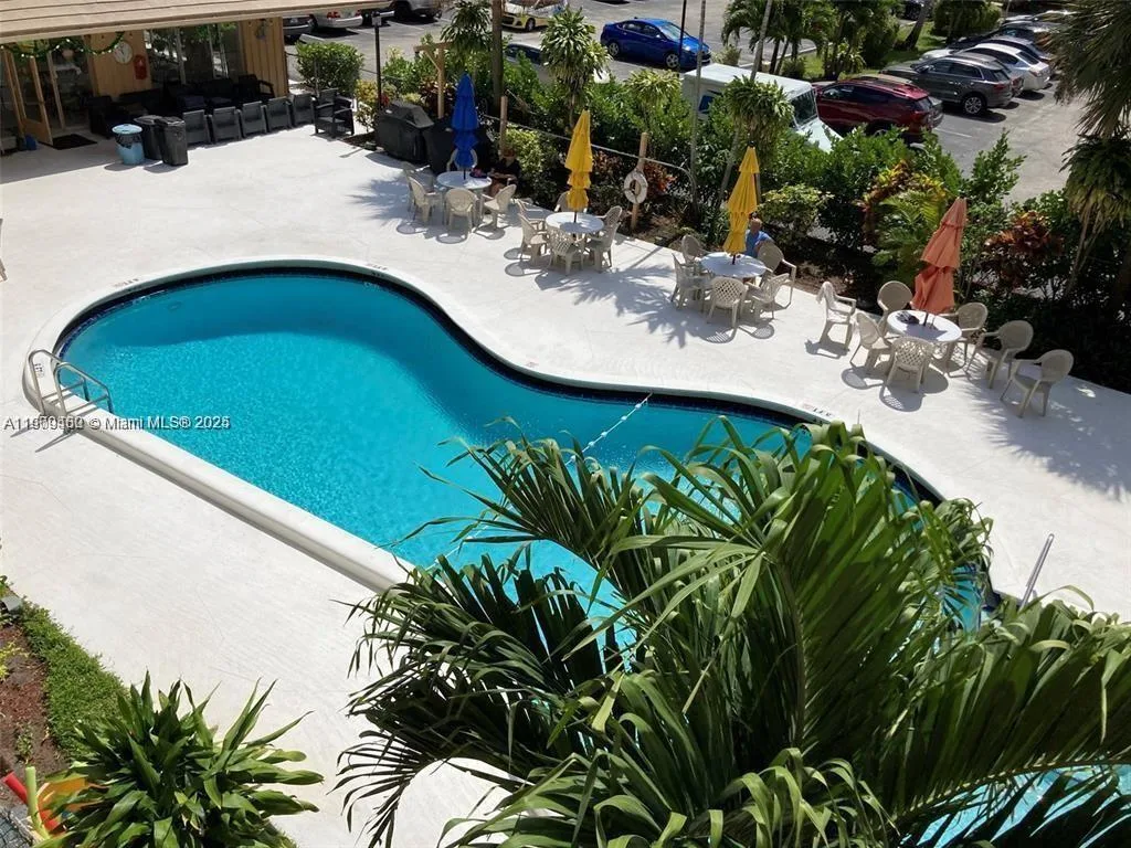 2145 Pierce St # 205, Hollywood, FL 33020 photo 3