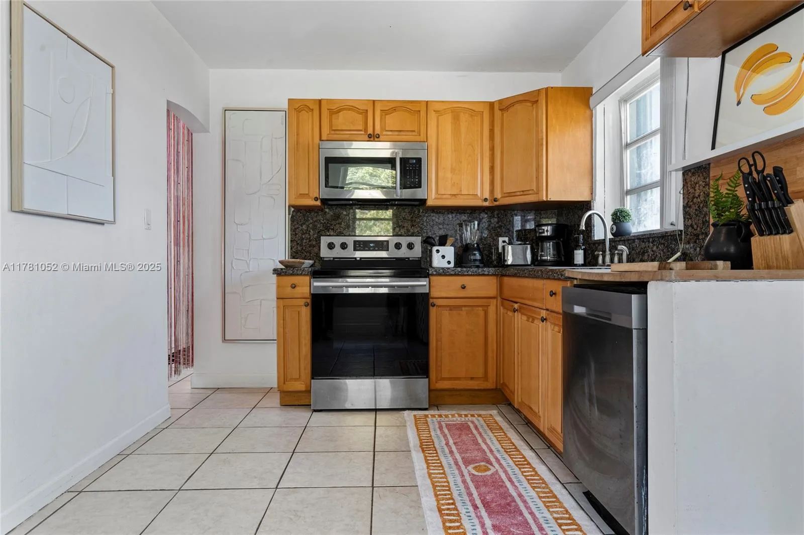 260 NE 45th St, Miami, FL 33137 photo 11