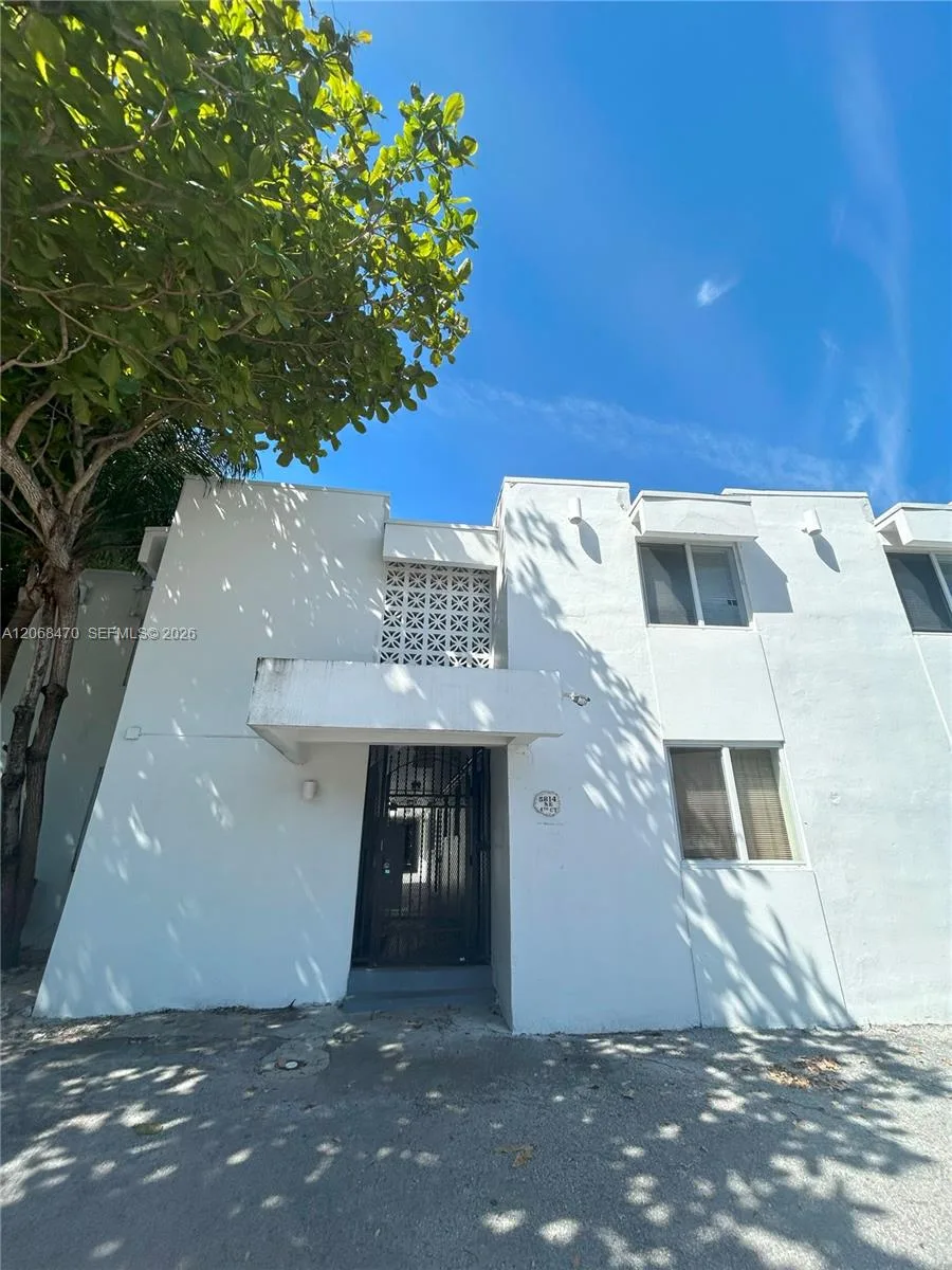 5814 NE 4th Ct # 7, Miami, FL 33137 photo 3