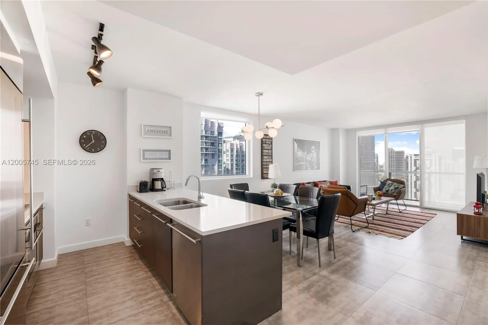 500 Brickell Ave # 3907, Miami, FL 33131 photo 12