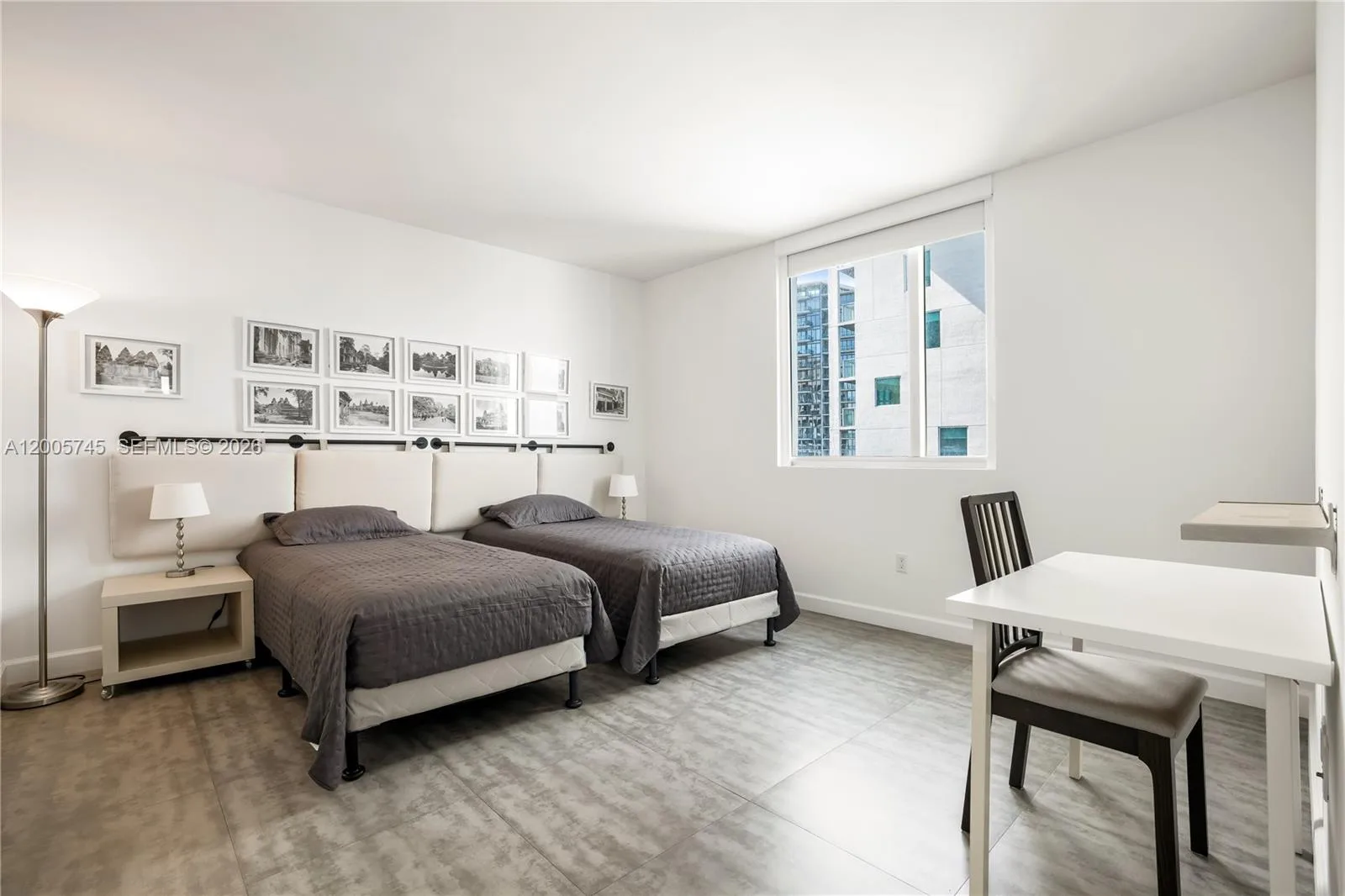 500 Brickell Ave # 3907, Miami, FL 33131 photo 7