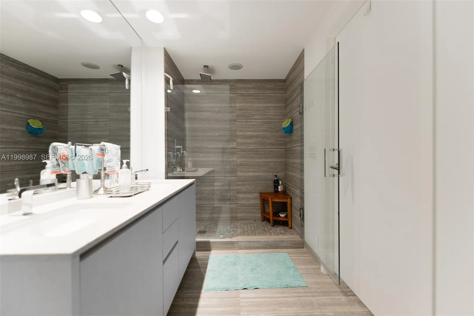 1010 Brickell Ave # 2906, Miami, FL 33131 photo 10