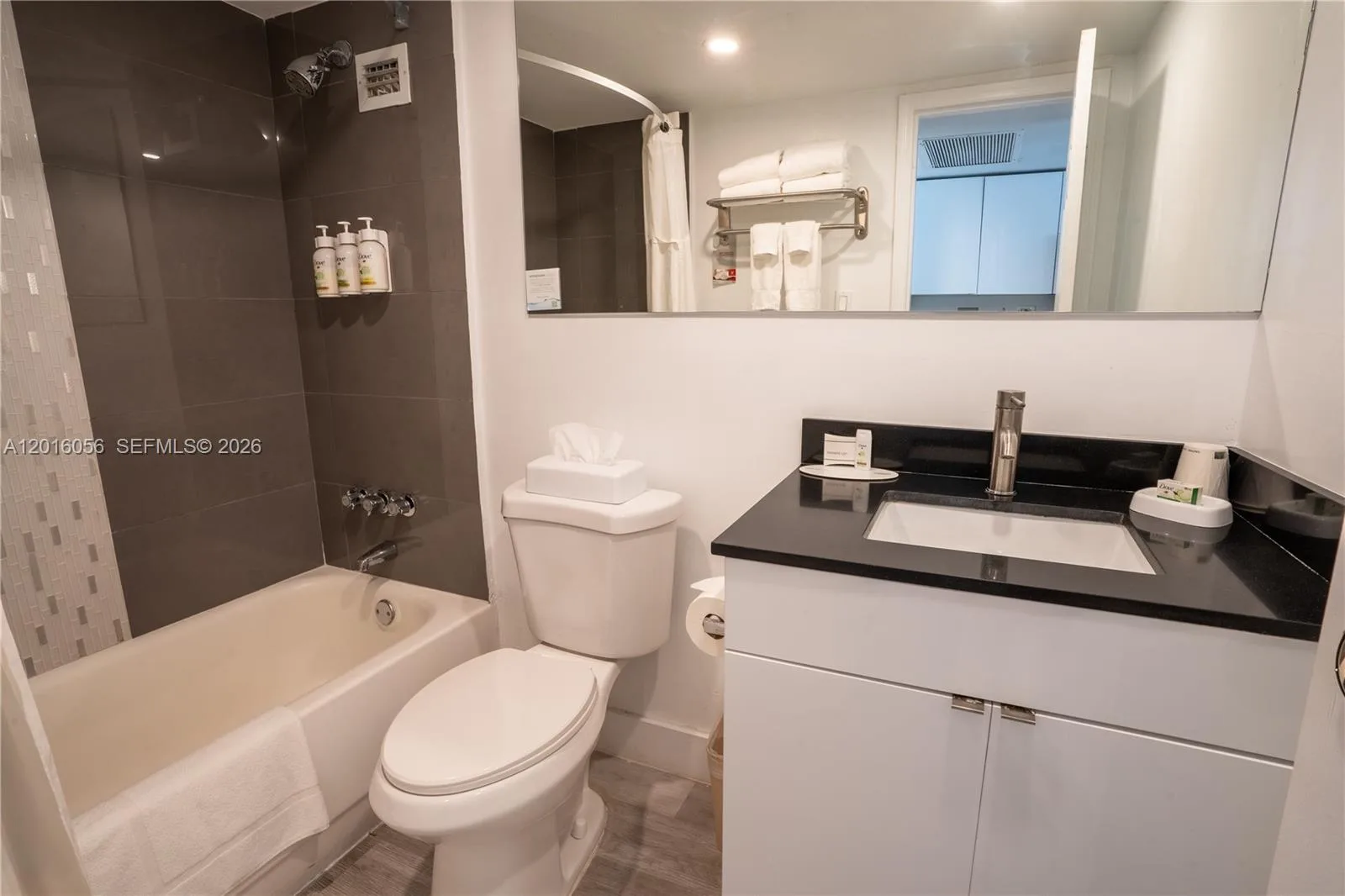 19201 Collins Ave # 425, Sunny Isles Beach, FL 33160 photo 7
