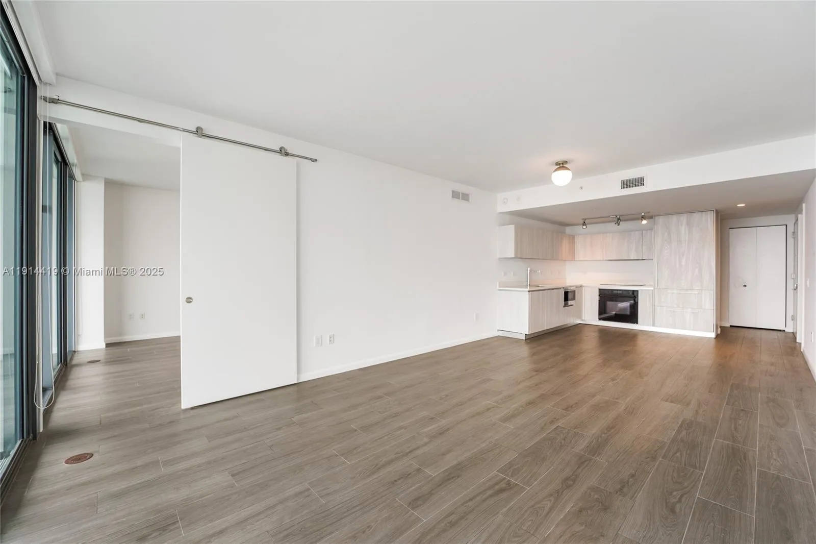 3131 NE 7th Ave # 4404, Miami, FL 33137 photo 3