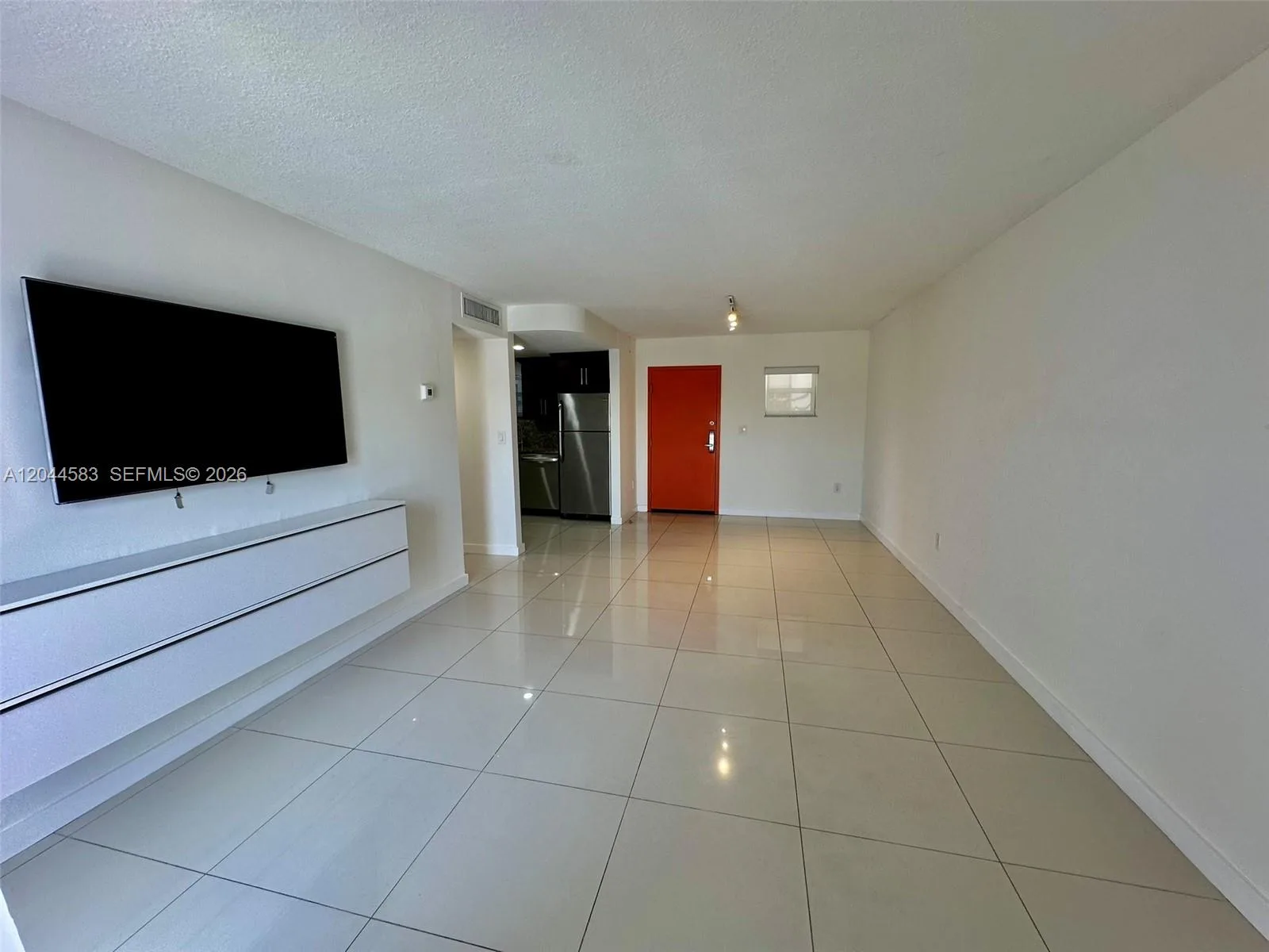 411 SW 37th Ave # 3D, Miami, FL 33135 photo 3