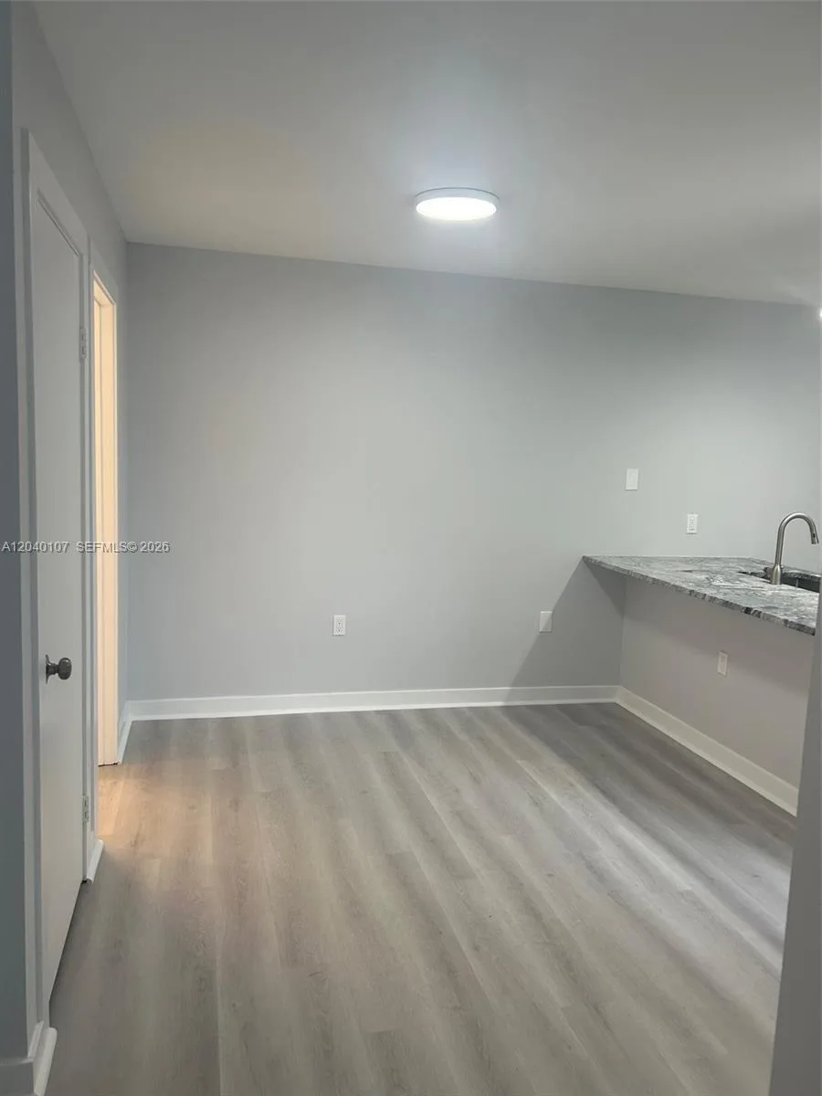 603 6th Way, West Palm Beach, FL 33407 photo 2