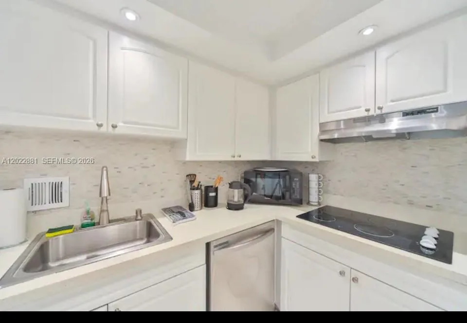 4001 S Ocean Dr # 7L, Hollywood, FL 33019 photo 11