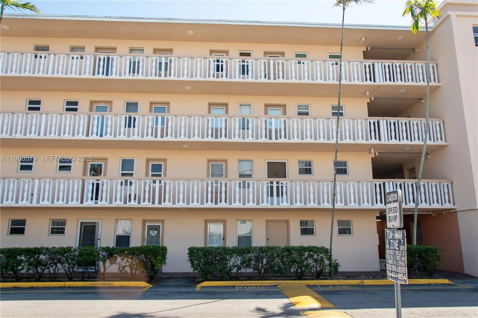 505 E Dania Beach Blvd # 4-2E, Dania Beach, FL 33004 photo 2