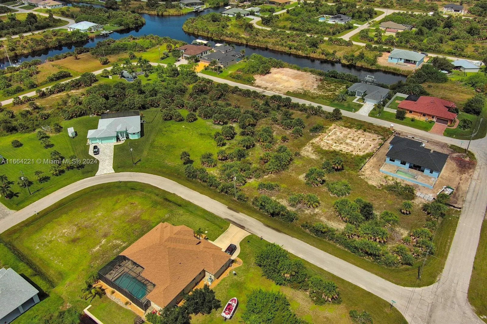 10705 Rainsville St, Port Charlotte, FL 33981 photo 12