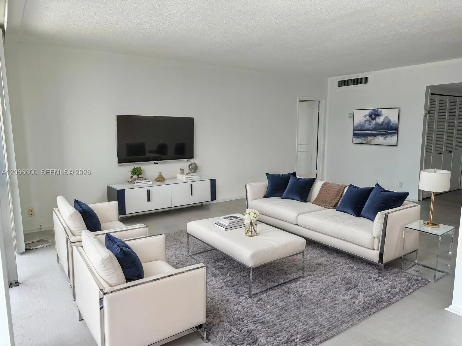 900 Bay Dr # 523, Miami Beach, FL 33141