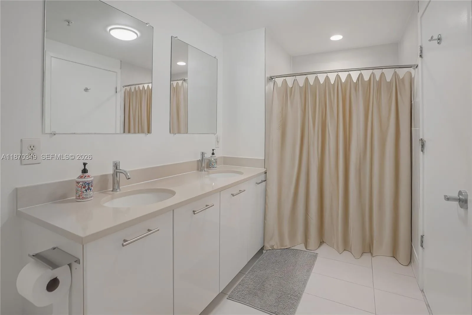 3250 NE 1st Ave # 705, Miami, FL 33137 photo 8