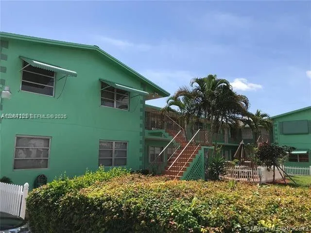 2428 Taylor St # 6, Hollywood, FL 33020