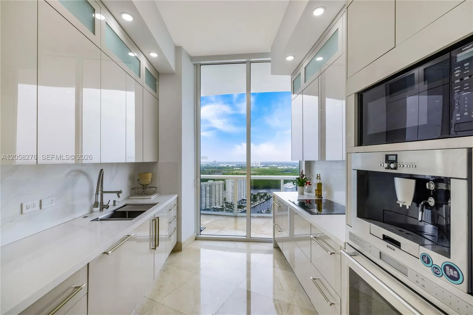 16001 Collins Ave # 3505, Sunny Isles Beach, FL 33160 photo 4