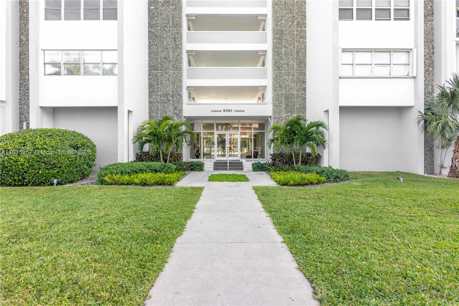 9381 E Bay Harbor Dr # 501S, Bay Harbor Islands, FL 33154 photo 2
