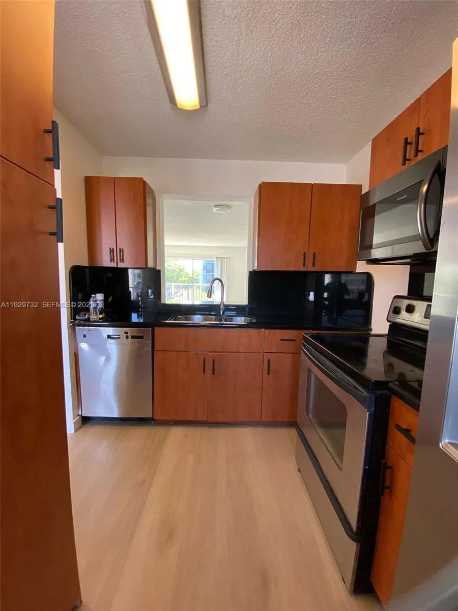 8740 N Sherman Cir # 305, Miramar, FL 33025 photo 9