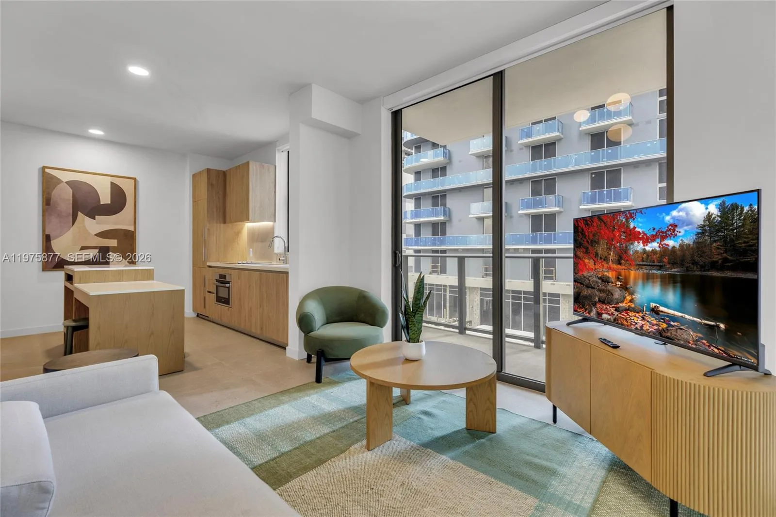 11 NE 6th St # 407, Miami, FL 33132