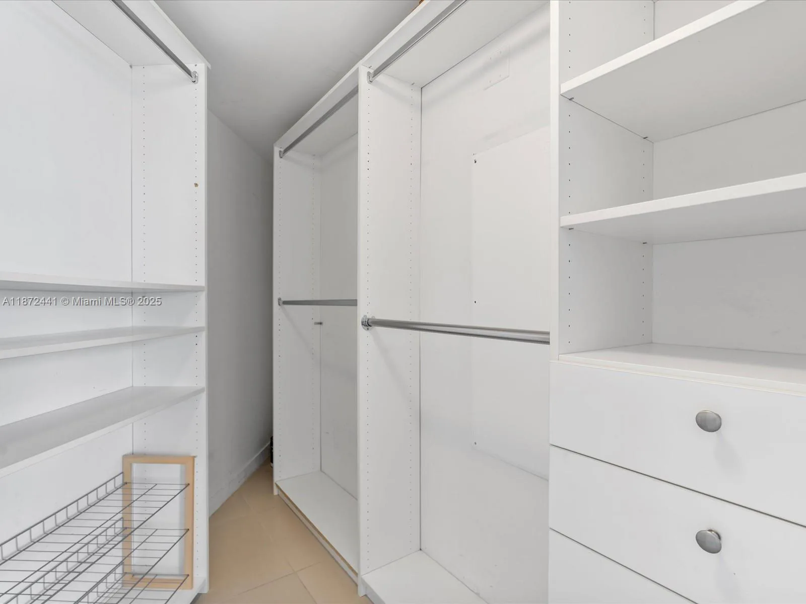 31 SE 6th St # 802, Miami, FL 33131 photo 3