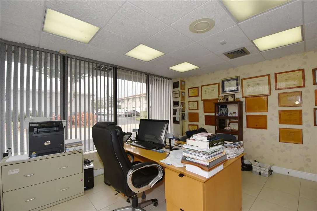 1820 E Commercial Boulevard, Fort Lauderdale, FL 33308 photo 10