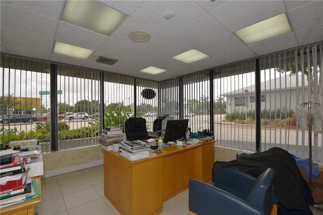 1820 E Commercial Boulevard, Fort Lauderdale, FL 33308 photo 9
