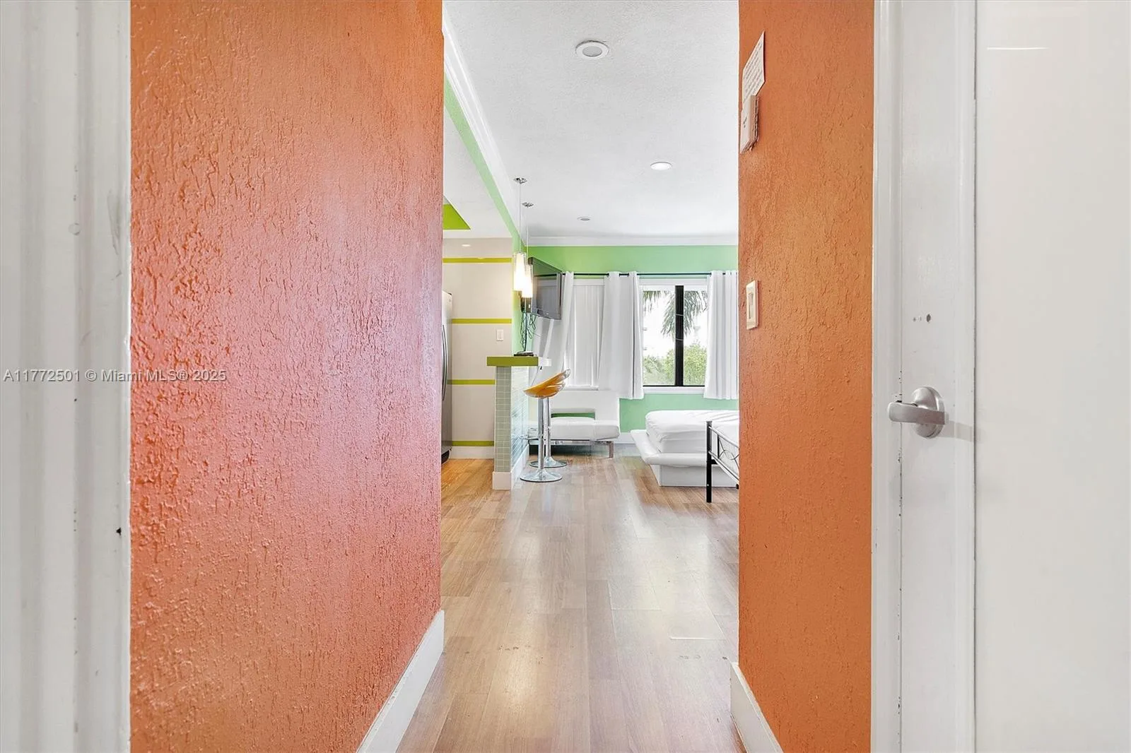 6345 Collins Ave # 414, Miami Beach, FL 33141 photo 2