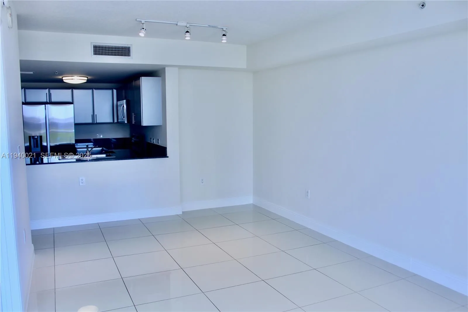 1871 NW S River Dr # 804, Miami, FL 33125 photo 3