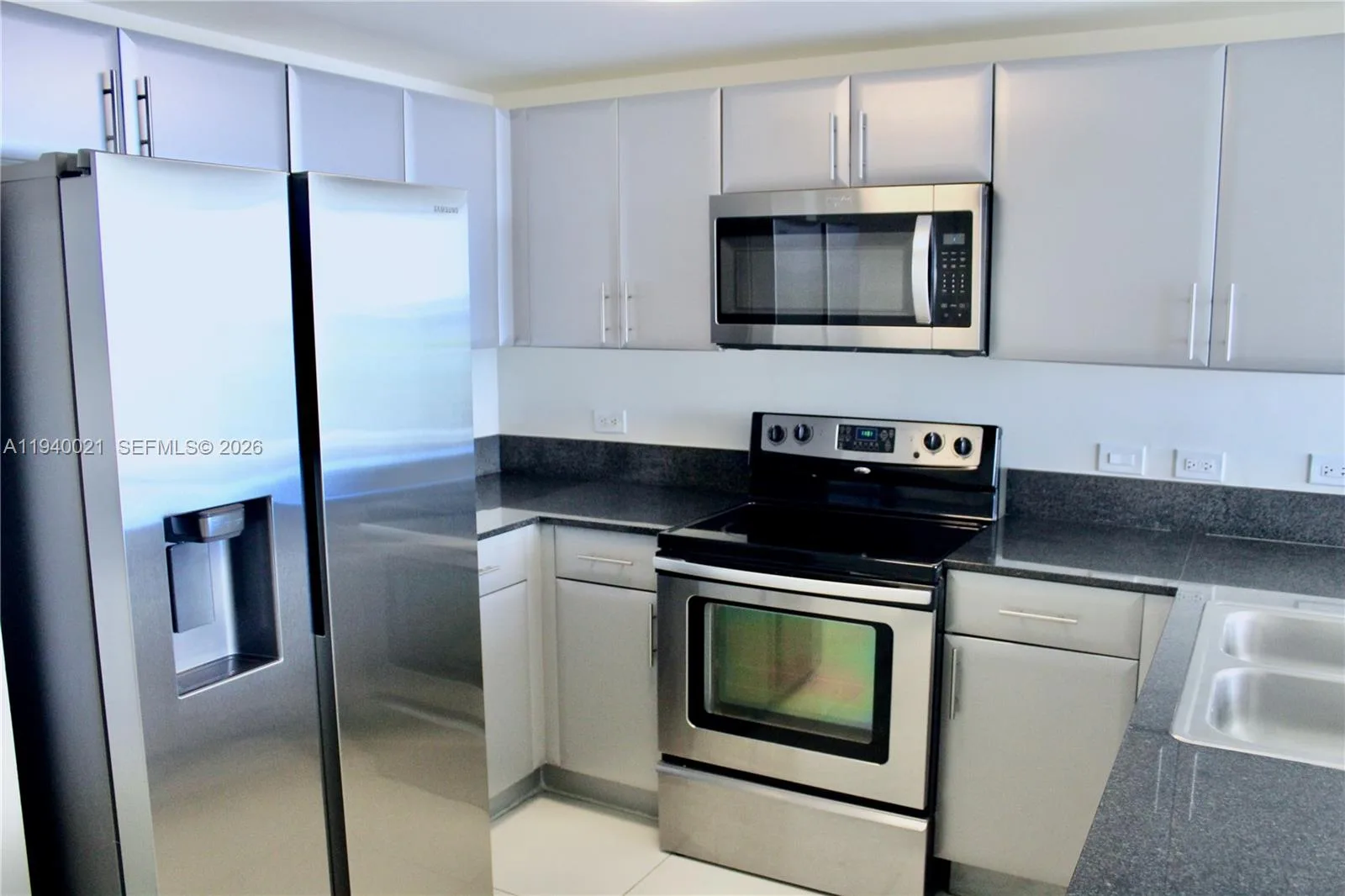 1871 NW S River Dr # 804, Miami, FL 33125 photo 4