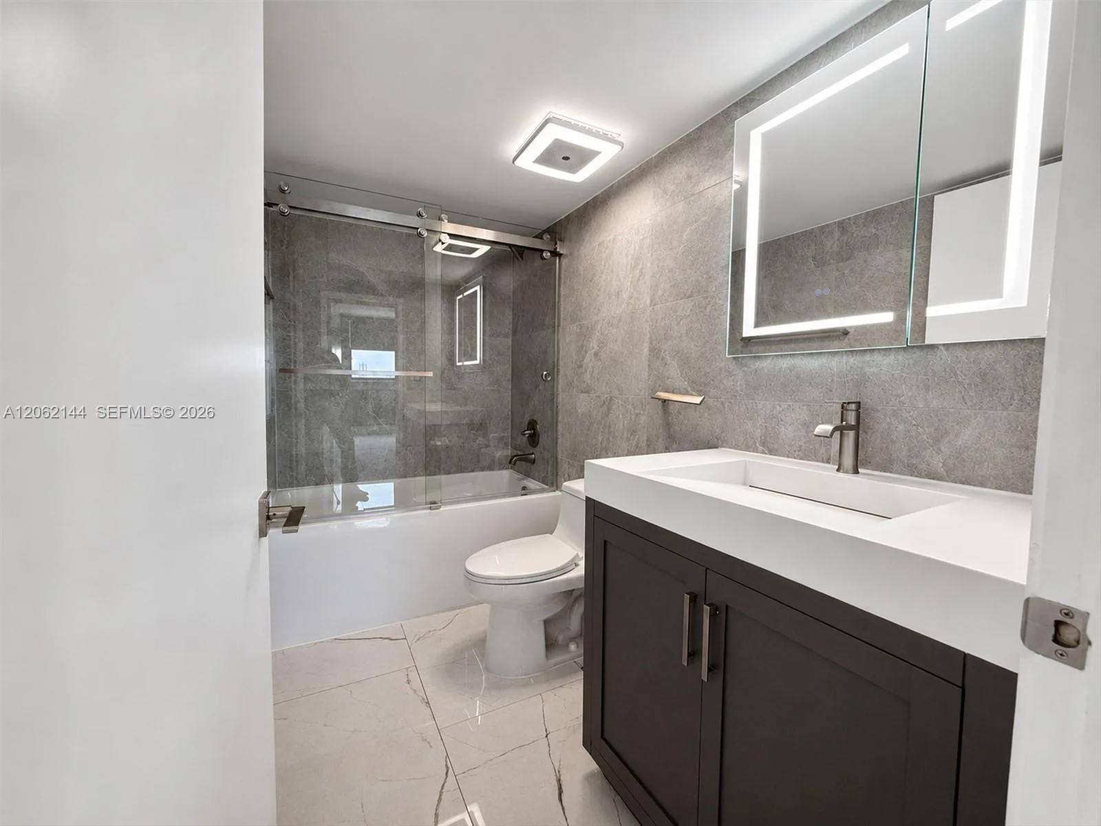 290 174th St # 1005, Sunny Isles Beach, FL 33160 photo 8