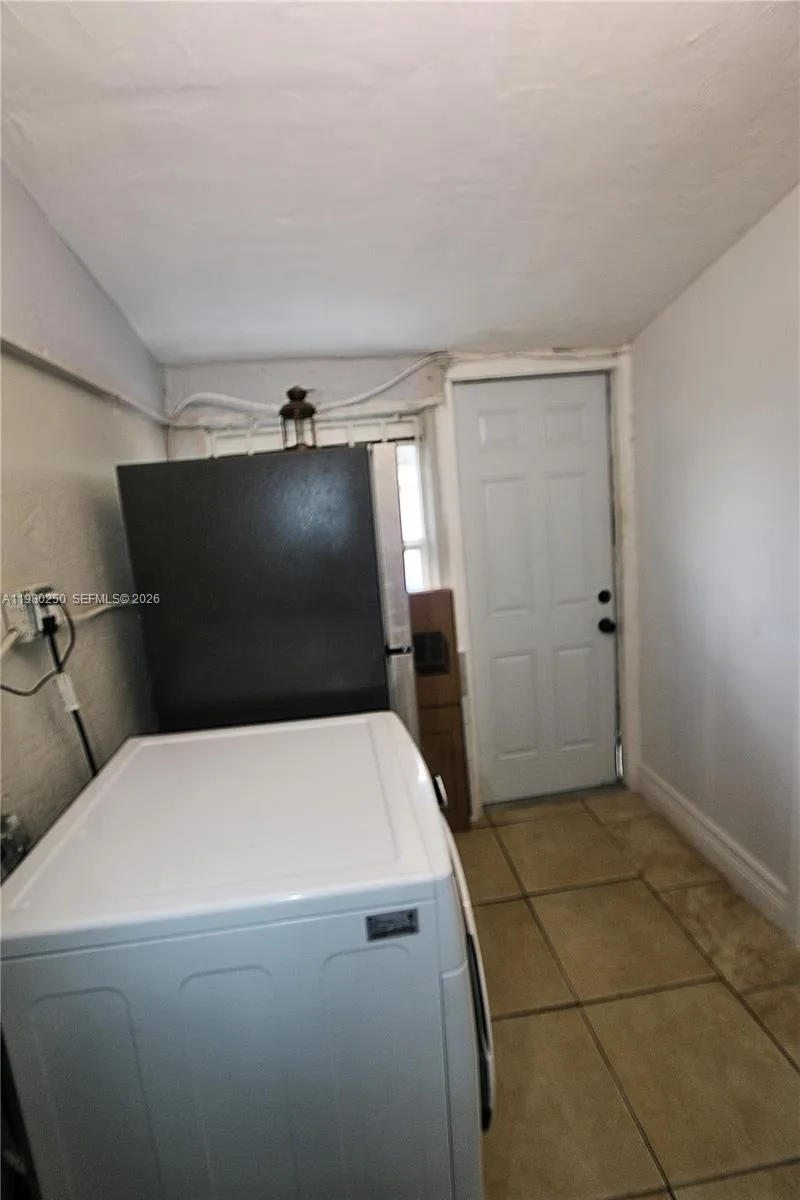 4419 NW 17th Ave, Miami, FL 33142 photo 11