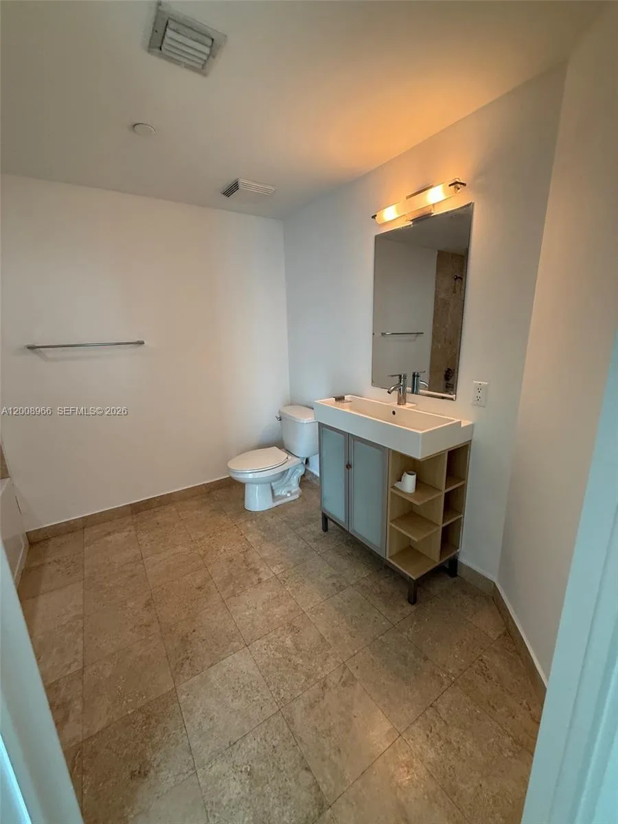 350 S Miami Ave # 2603, Miami, FL 33130 photo 4