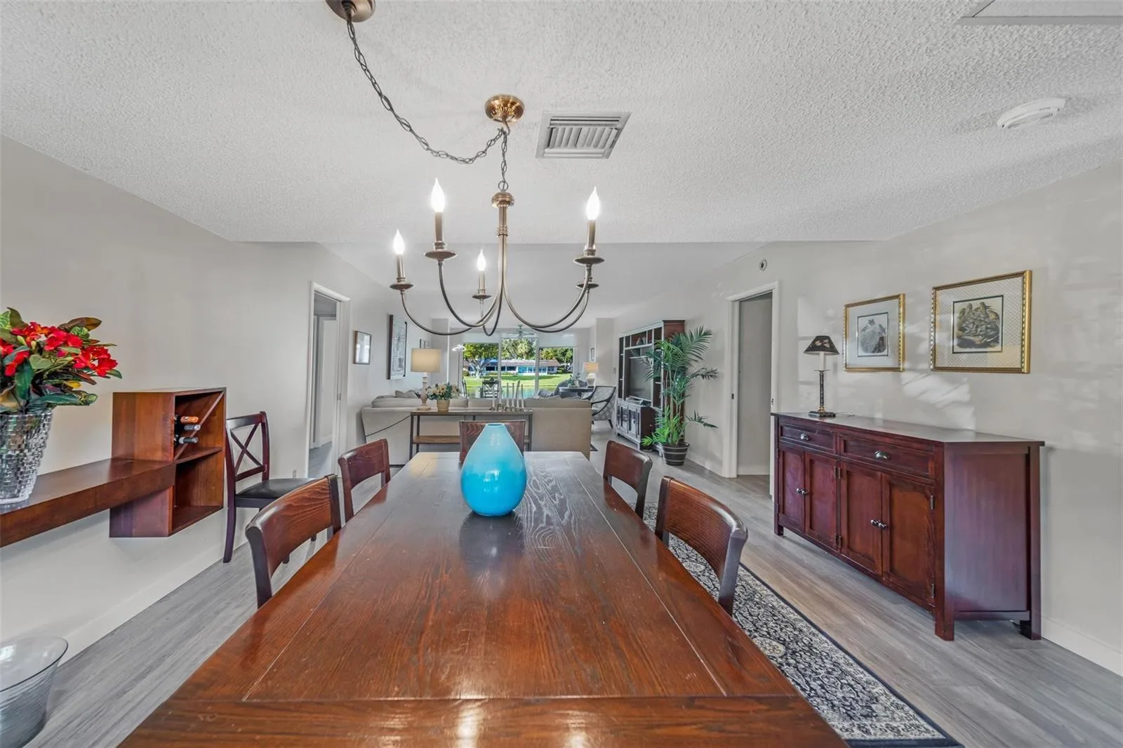 3611 OAKS CLUBHOUSE Drive # 104, Pompano Beach, FL 33069 photo 3