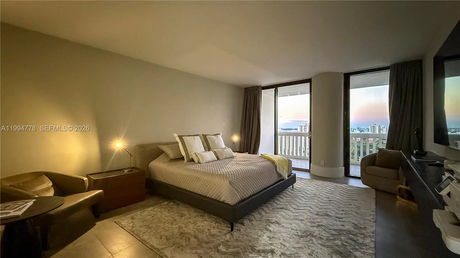 2000 Island Blvd # 2404, Aventura, FL 33160 photo 13
