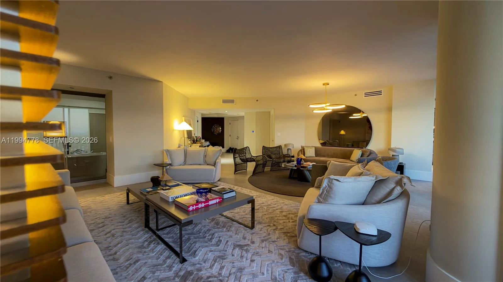 2000 Island Blvd # 2404, Aventura, FL 33160 photo 2